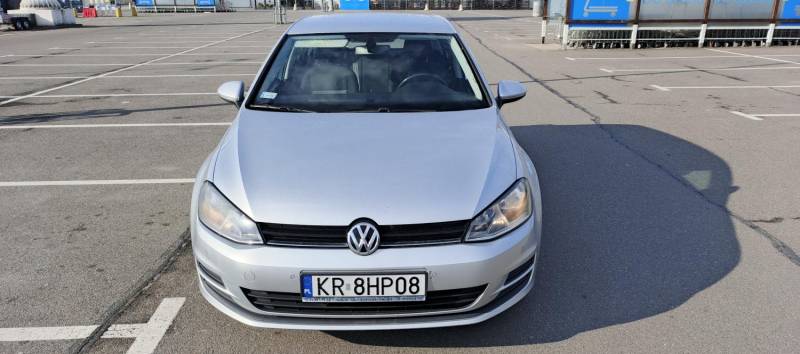 ox_volkswagen-golf-12-tsi-bmt-trendline-2015-salon-polska