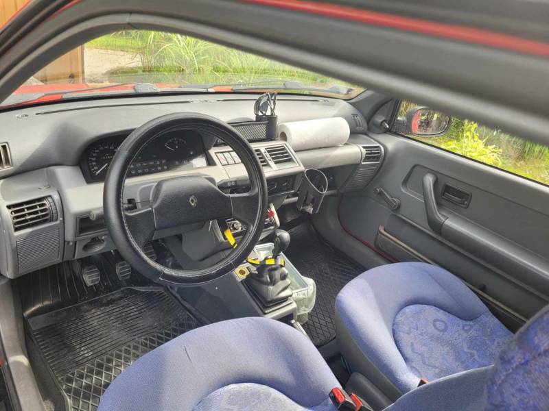 ox_renualt-clio-igla-95-swiezy-przeglad-i-serwis