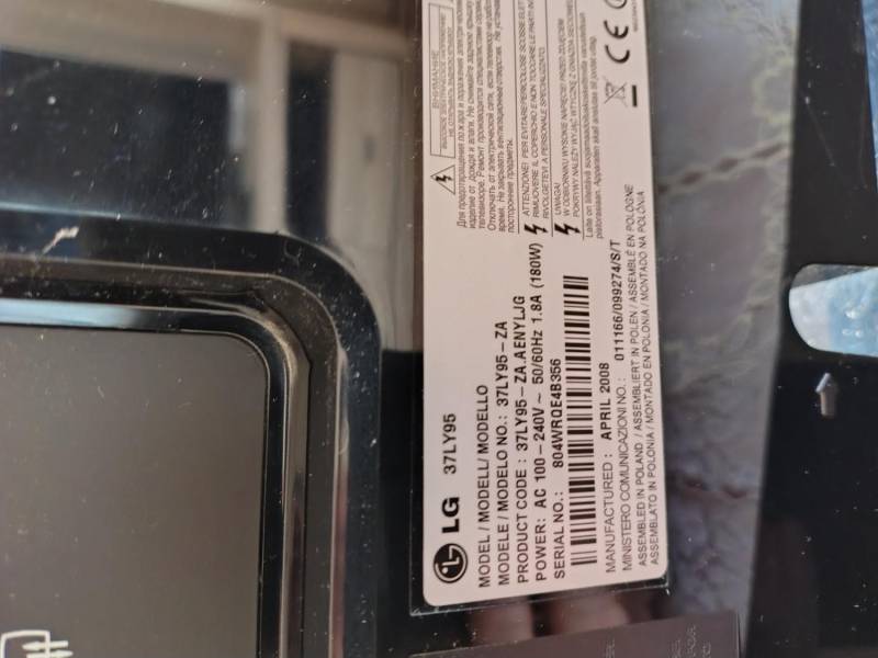 ox_telewizor-lg-37-cali