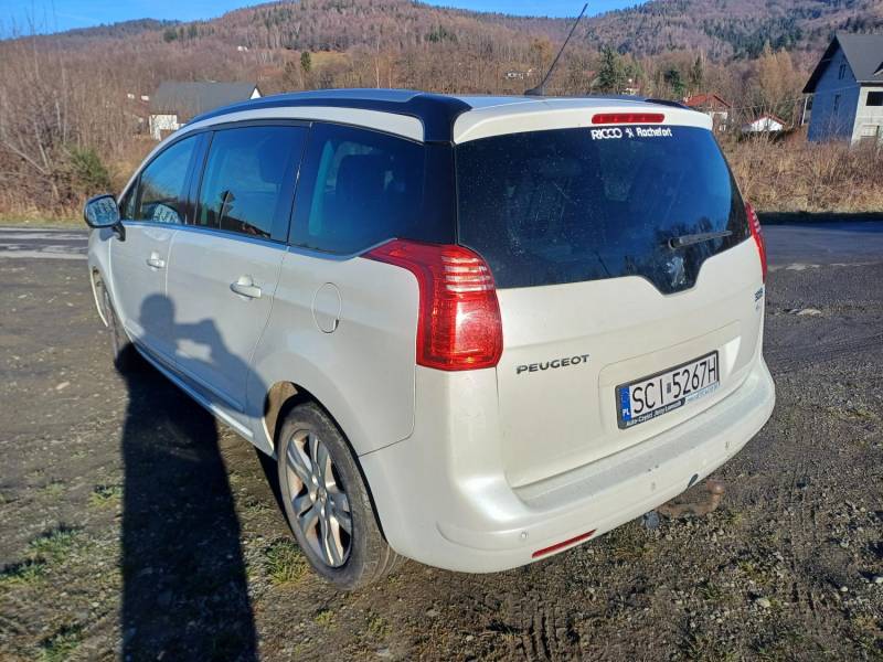 ox_peugeot-5008-16-hdi-7miejsc