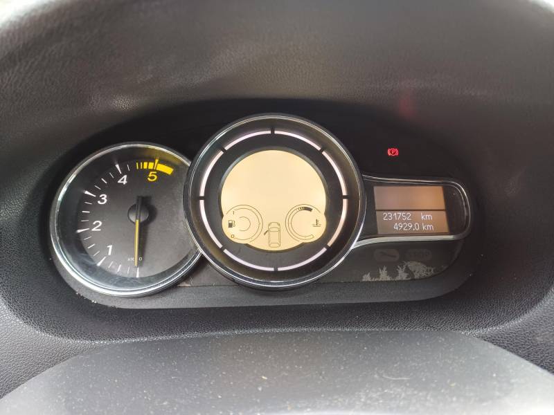 ox_renault-megane-15dci-110