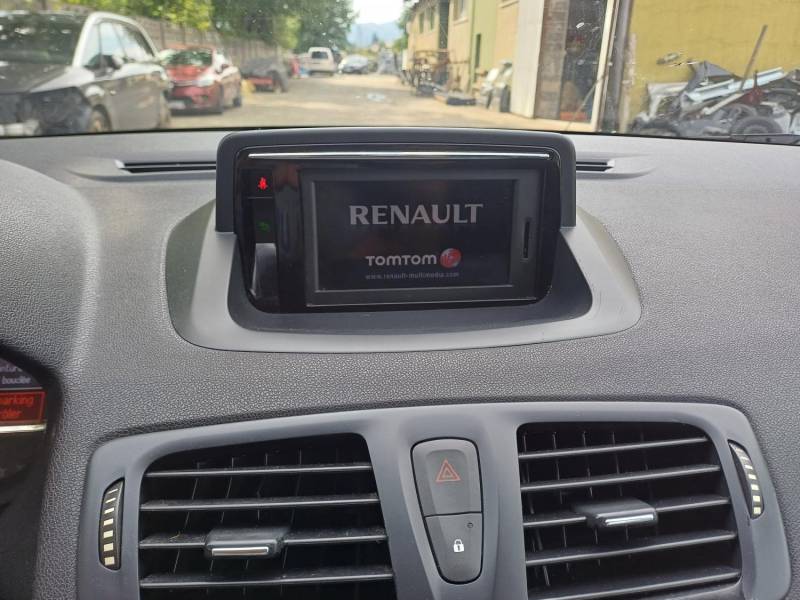 ox_renault-megane-15dci-110