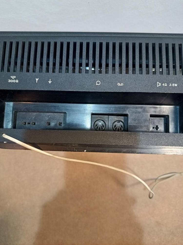 ox_sprzedam-radio-prl