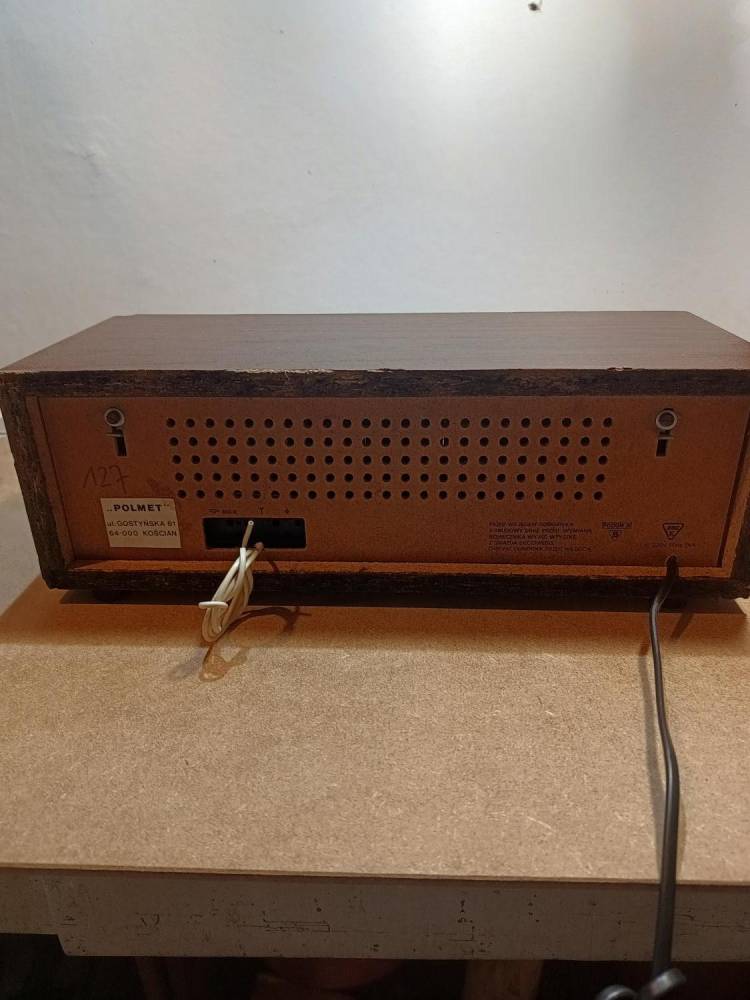 ox_sprzedam-radio-prl