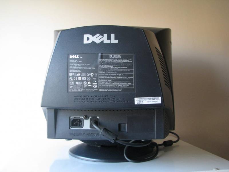 ox_monitor-do-komputera-kineskopowy-dell-17-cali-model-e773c
