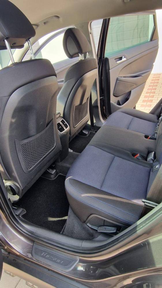 ox_hyundai-tucson-style-20-crdi2015diesel136-kmmanualfv-23