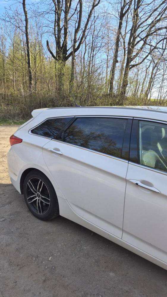 ox_hyundai-i40