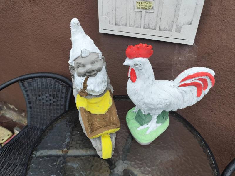 ox_figurki-ogrodowe