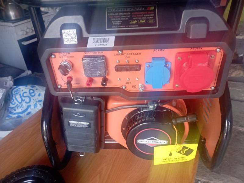 ox_nowy-generator-pradu-na-bdb-sil-briggsa-za-polowe-ceny-okazja-tanio