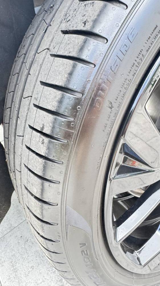 ox_opony-pirelli