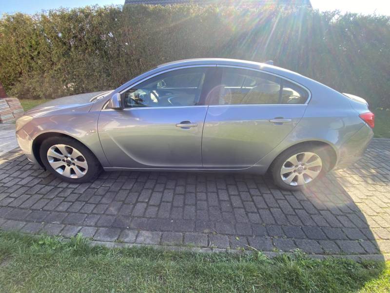 ox_opel-insignia-2009