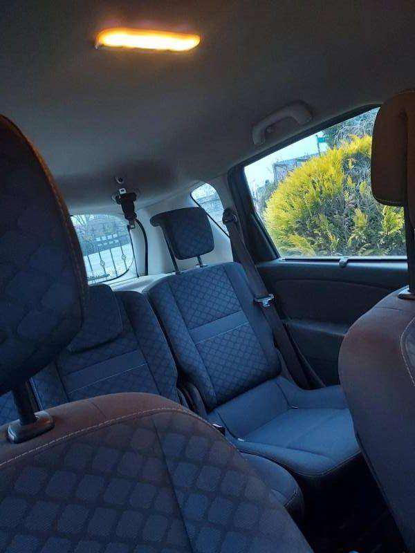 ox_sprzedam-zadbanego-renault-scenic-15-dci-2010r
