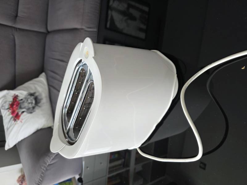 ox_sprzedam-tostery-russel-hobbs-1000w-i-kenwood-900w