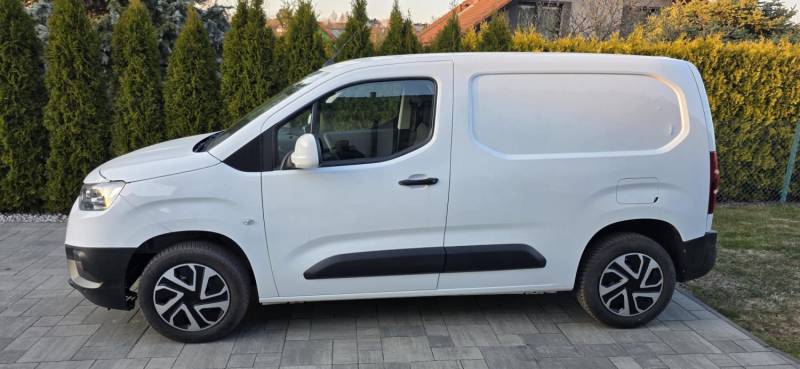 ox_toyota-pro-ace-city-2022r-15-diesel