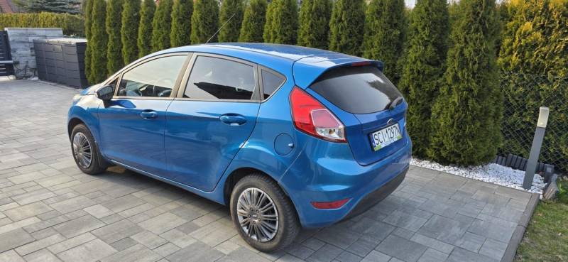 ox_ford-fiesta-125-titanium