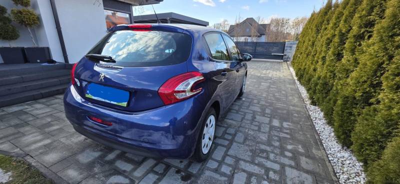 ox_peugeot-208-like