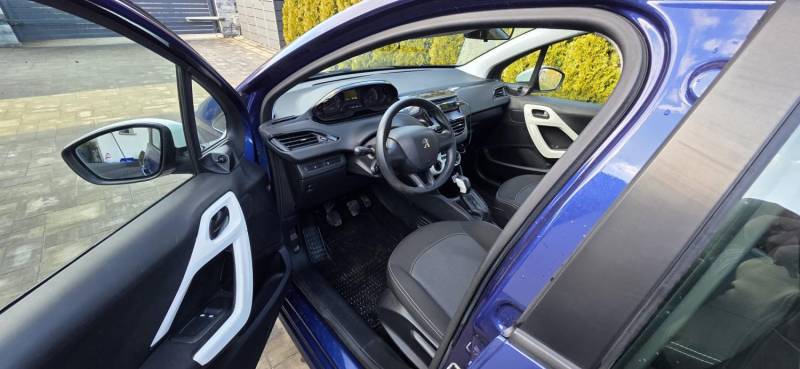 ox_peugeot-208-like