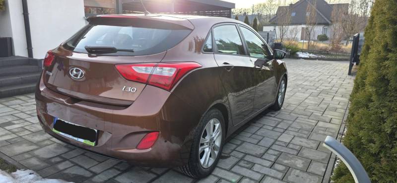 ox_hyundai-i30-14-crdi-trend