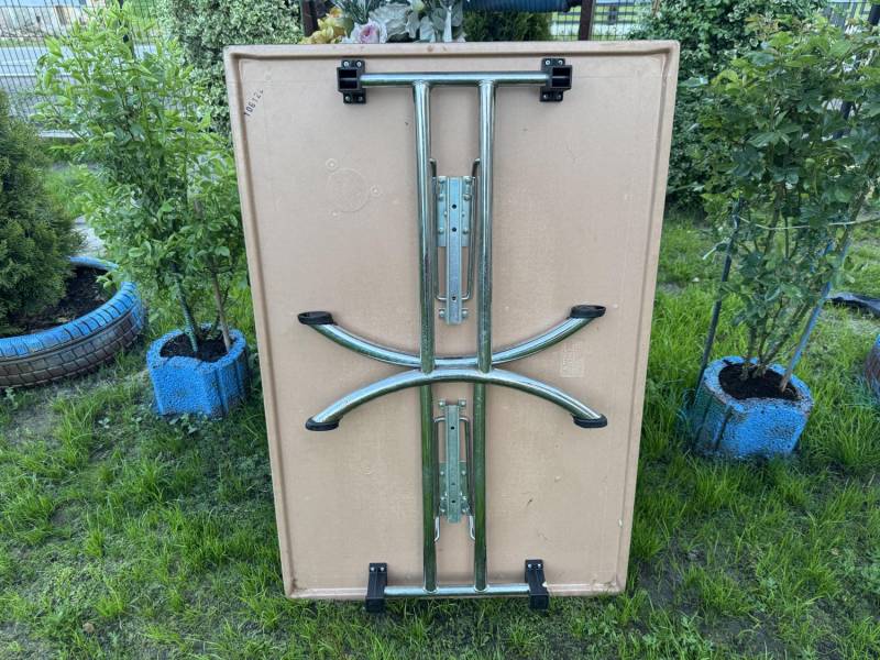 ox_stol-skladany-ciezki-stabilny-4-krzesla-tapicerowane-kpl-zadbany