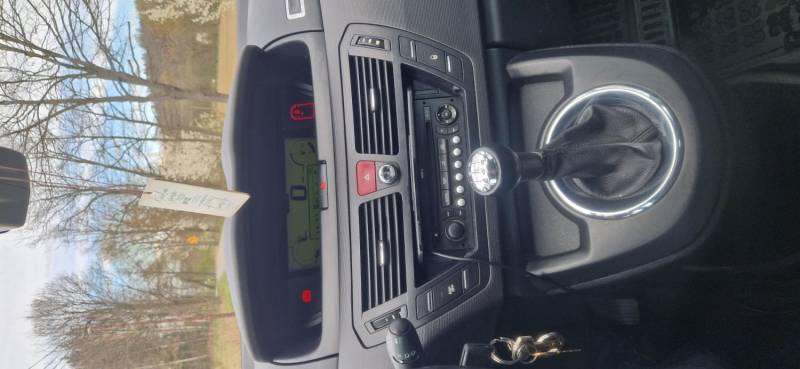 ox_citroen-c4-picasso-2010-16-hdi-diesel