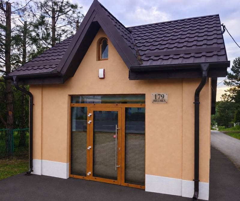ox_lokal-uslugowo-handlowy-35m-2-wolnostojacym-cieszyn-ul-bielska