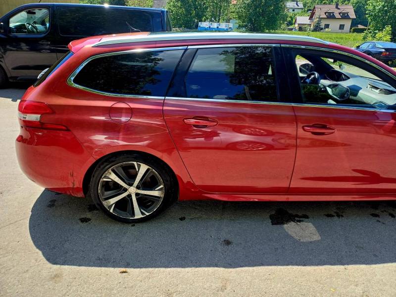 ox_peugeot-308sw-20hdi-180km