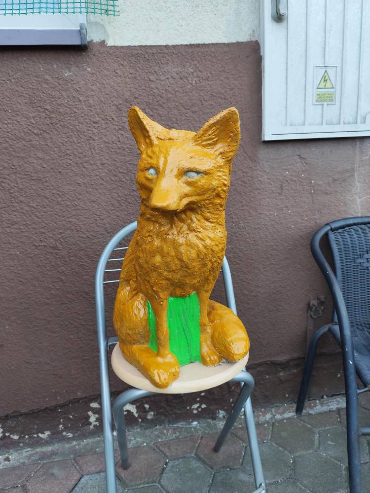 ox_figurki-ogrodowe-liski-kury-krasnale