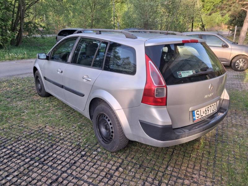 ox_renautl-megane-ii-kombi-klima-dobry-stan-oszczedny-42l-on-100km