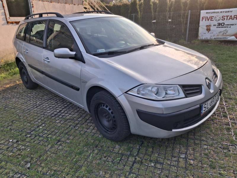 ox_renautl-megane-ii-kombi-klima-dobry-stan-oszczedny-42l-on-100km