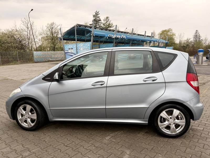 ox_sprzedam-mercedes-a-klasa-15-benzyna-2010-95km
