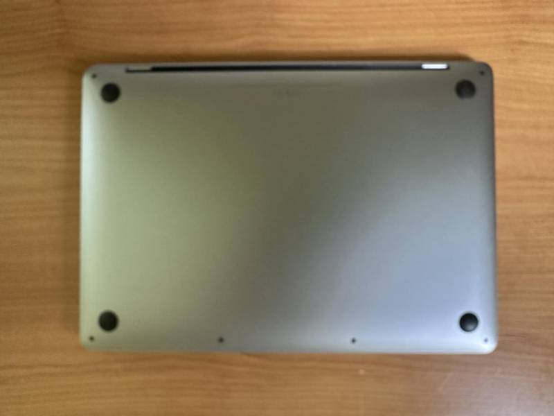 ox_macbook-pro-13-m1-8gb256gb-2020-space-gray-oryg-pudelko