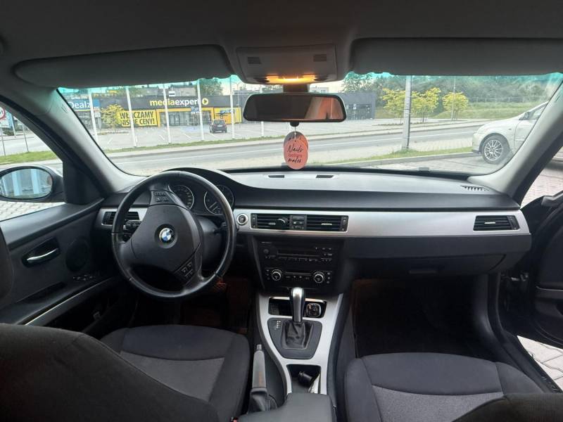 ox_sprzedam-bmw-e-90-2006-r