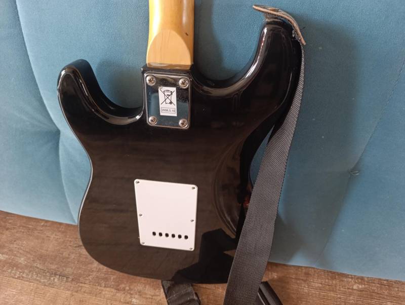 ox_gitara-elektryczna
