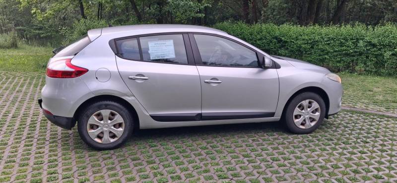 ox_renault-megane-iii-krajowy-2gi-wlasciciel-euro5