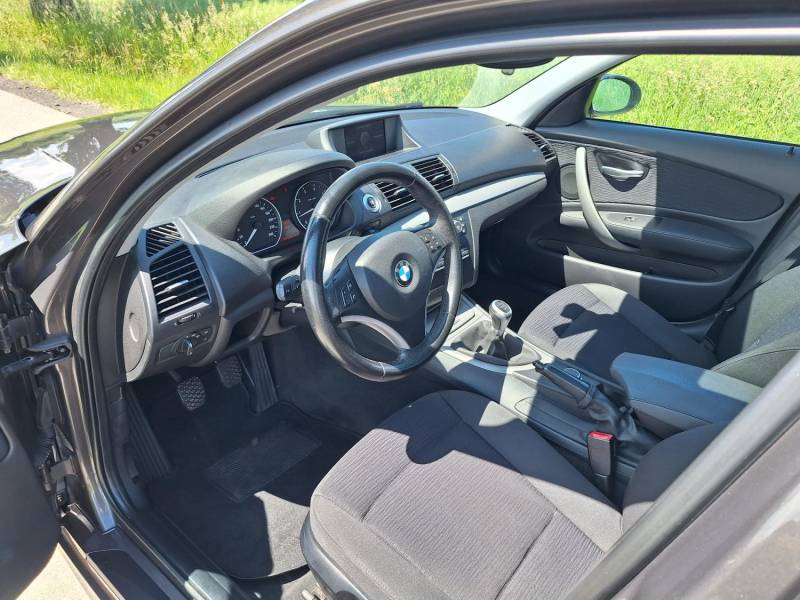 ox_bmw-e87-118i-2009r