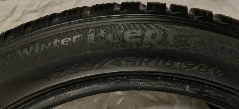 ox_opony-zimowe-hankook-23545-r18-98v-evo-3