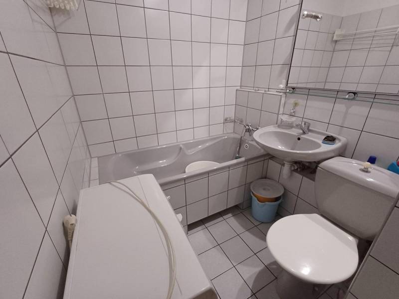 ox_3-pokojowe-mieszkanie-z-balkonem-parter-os-liburnia-cieszyn