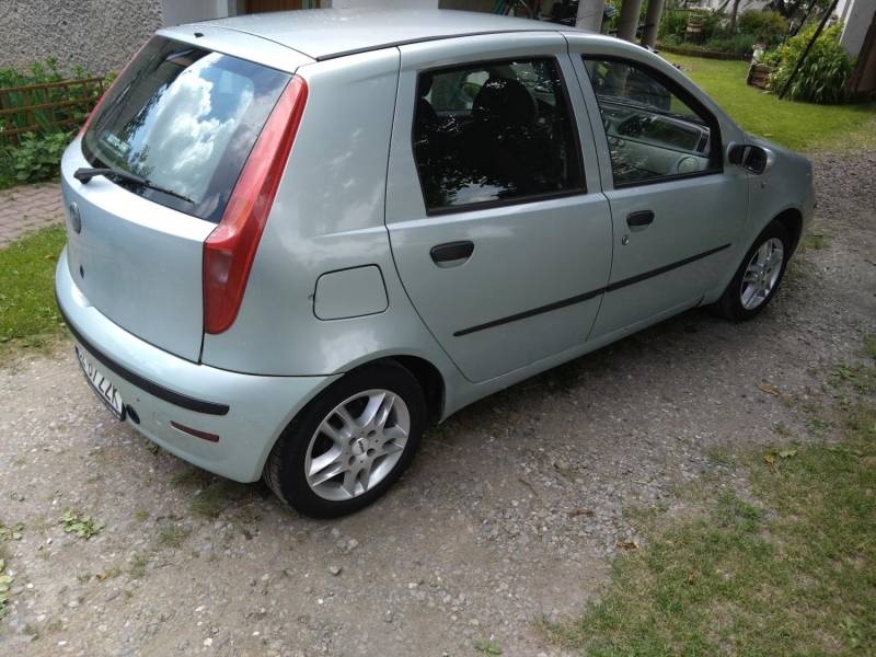 ox_fiat-punto-ii-12-8v-lpg-2004-240-tys-km