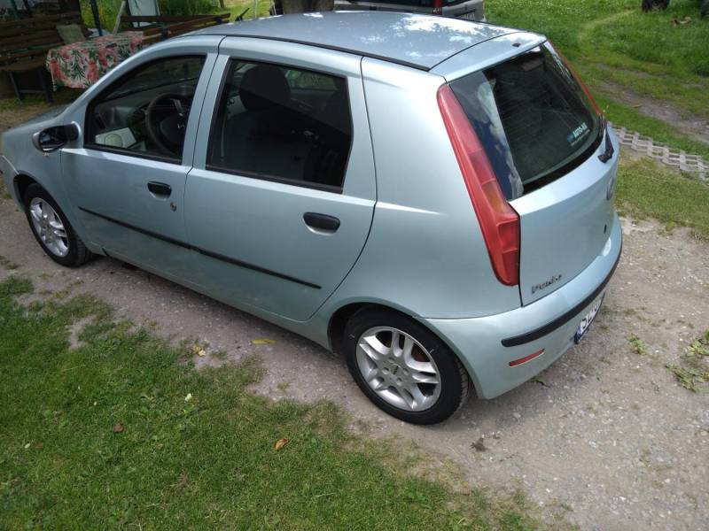 ox_fiat-punto-ii-12-8v-lpg-2004-240-tys-km
