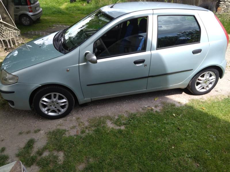 ox_fiat-punto-ii-12-8v-lpg-2004-240-tys-km
