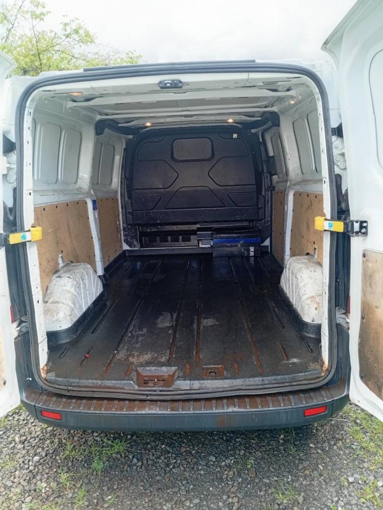 ox_sprzedam-ford-transit-custom