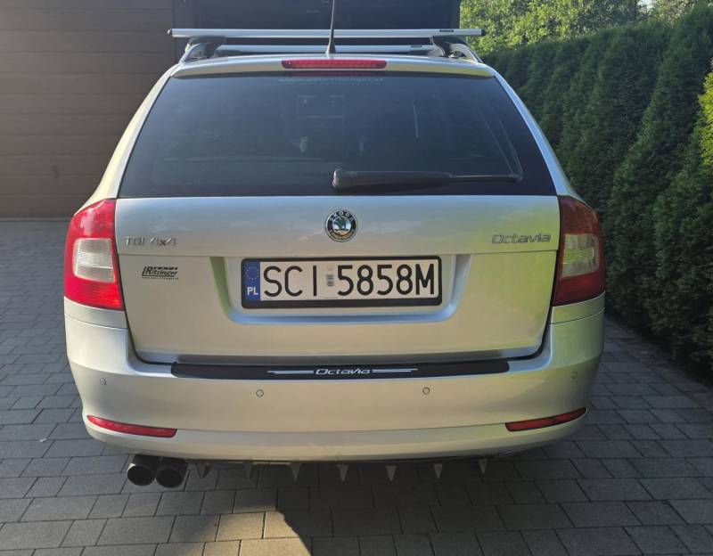 ox_skoda-octavia-4x4-niski-przebieg