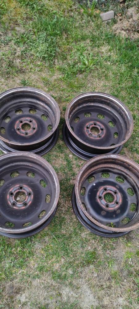 ox_felgi-stalowe-vwseat-skoda-audi-5x100-r15