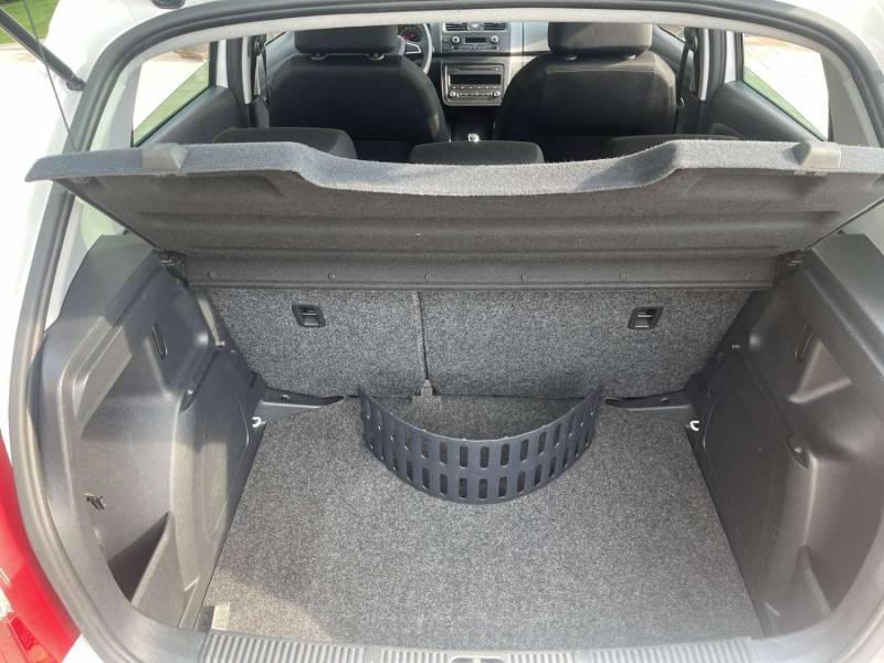 ox_skoda-fabia-12-benzyna-2013-r-klima