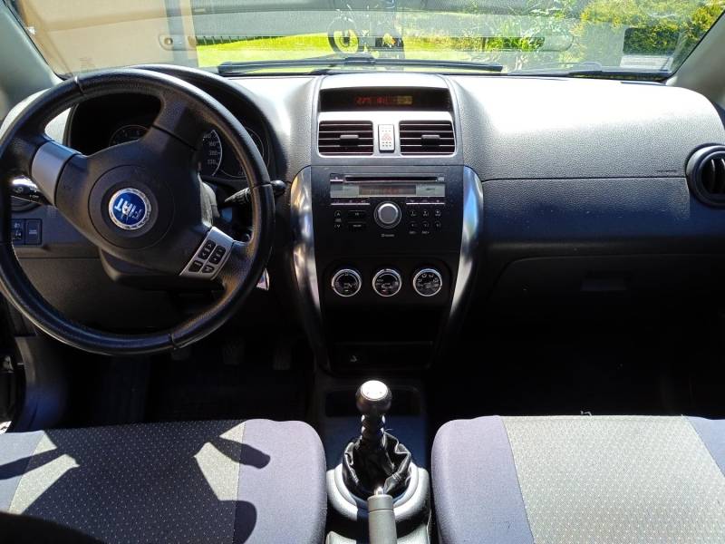 ox_fiat-sedici-z-napedem-4x4-przebieg-159-tys-dodatkowe-kola-zimowe