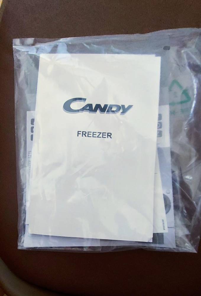 ox_zamrazarka-szufladowa-candy-cuhs-38fw