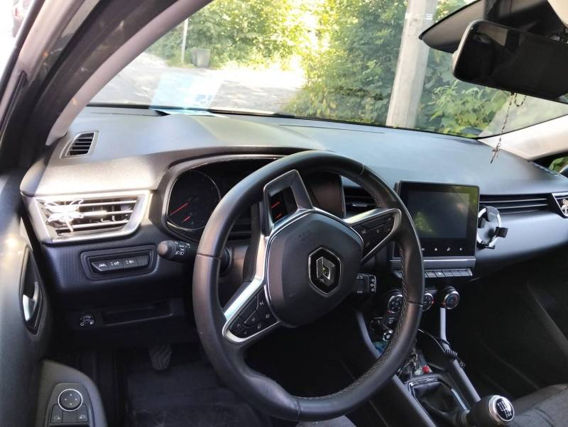 ox_sprzedam-renault-clio-v-benzyna-gaz-2021-rok