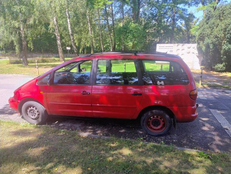 ox_volkswagen-sharan
