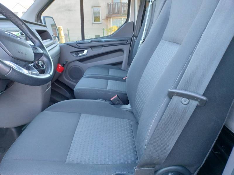 ox_ford-transit-custom-20202021-czujniki-parkowania-przod-i-tyl