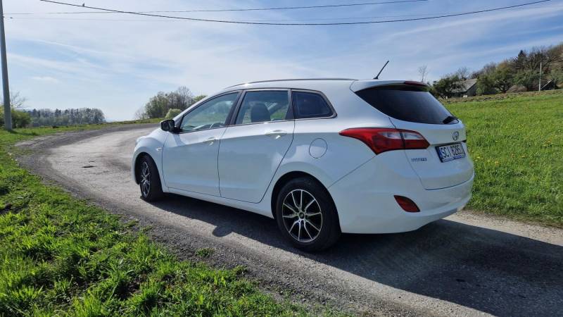 ox_hyundai-i30-16-crdi-2015-r-manual